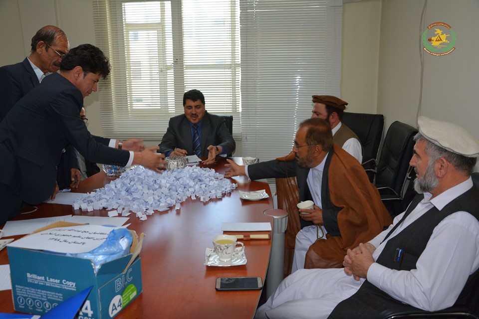 دحج د فريضې د اداکولو پچه اچونه په کډوالو چارو وزارت کې ترسره شوه