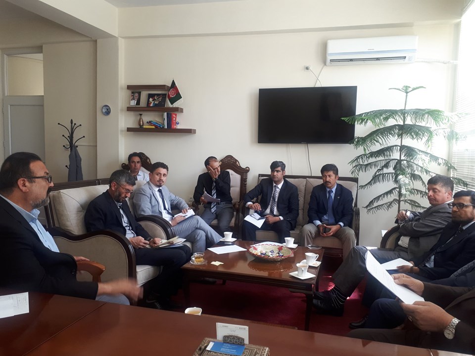 د خلکو دکمېټې ناسته په کډوالو چارو وزارت کې ترسره شوه