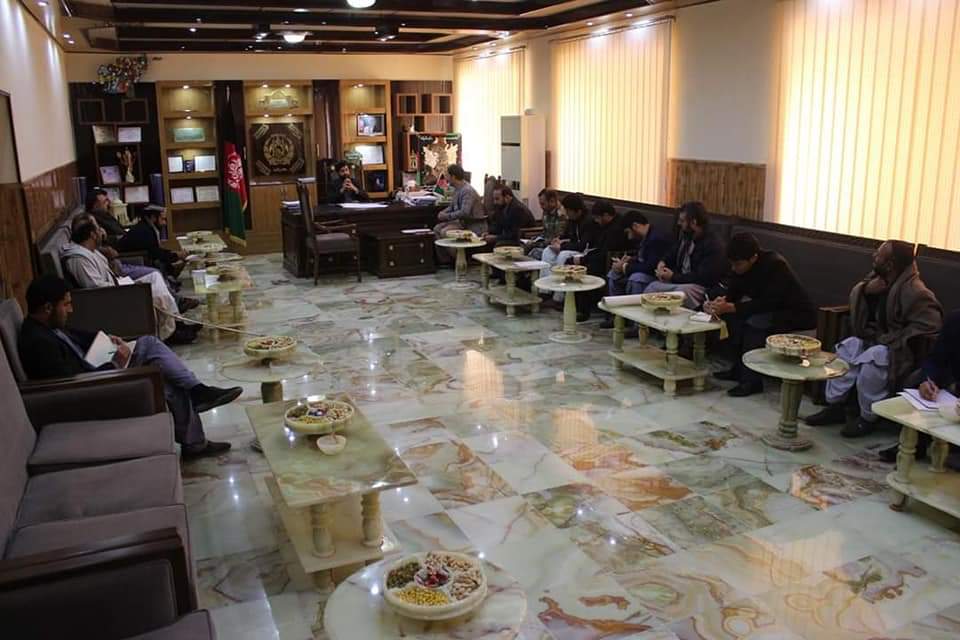 جلسه کنسرسیوم انتخاب مستحقین عودت کننده ، بیجاشده و فامیل های شهدای نیرو های امنیتی  در هلمند تدویر یافت