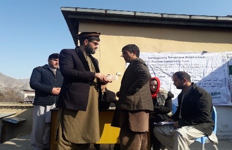 بیجاشده گان در بدخشان از مساعدت زمستانی مستفید شدند