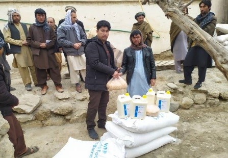 برای ۱۱۹ فامیل بیجاشده در بغلان کمک غذایی توزیع شد
