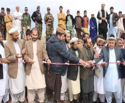 بخاطرمهارنمودن آب در لغمان ، دو سربند آب، اعمارو به بهره برداری سپرده شد