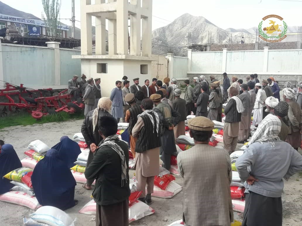 نزدیک به صد خانواده در بدخشان مددرسانی شد